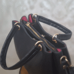 کیف زنانه مشکی با آویز ستاره - Image 2